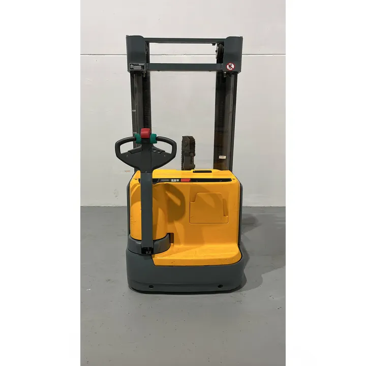 Apilador Eléctrico Jungheinrich EJC 214
